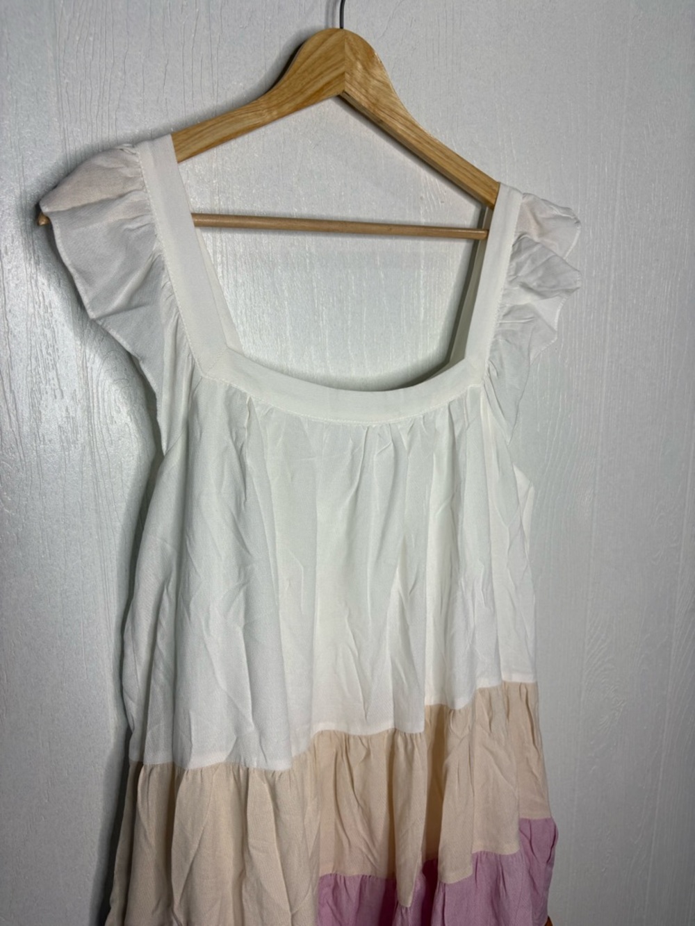 NWT Moodie color block tiered midi dress size medium - Picture 3 of 11